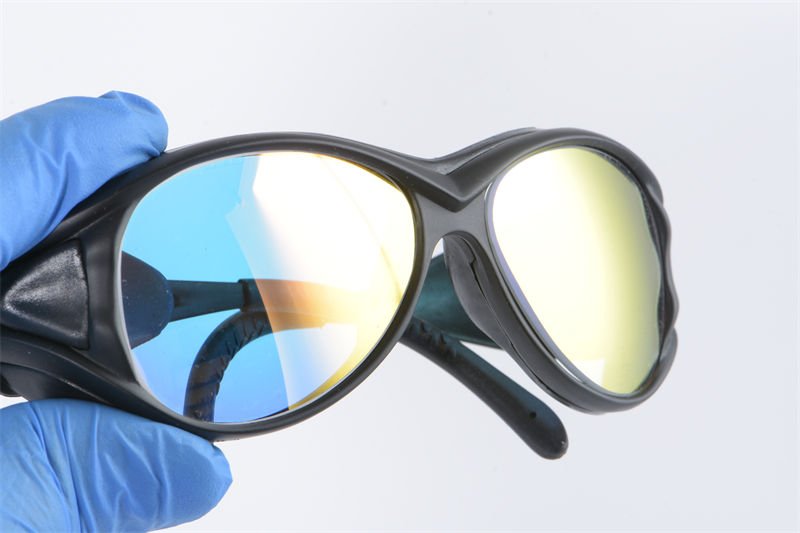 Protective eyewear for CO2 laser engraving machine use